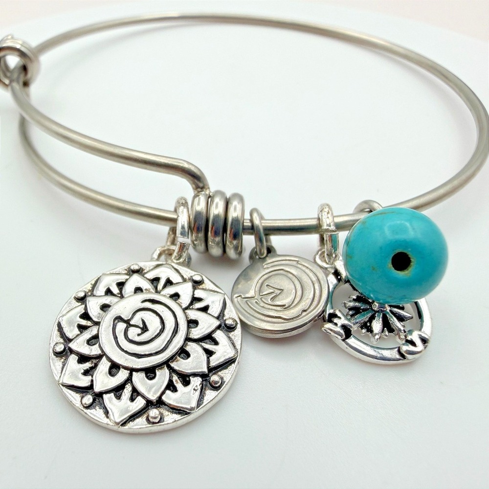 Vintage‎ 90s Silver Tone Adjustable Charm Bracelet Turquoise Classic Jewelry